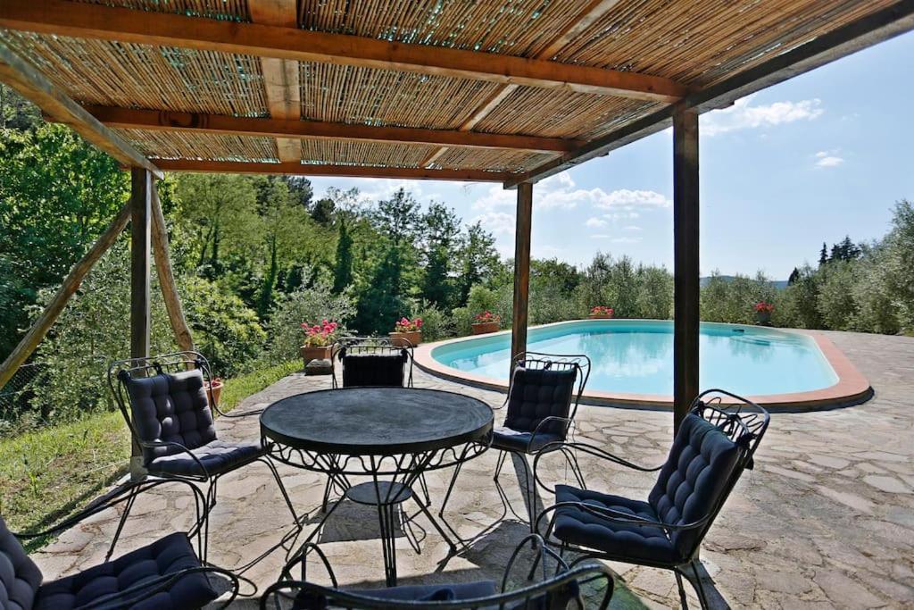 Appartamento Casa Adriano Greve in Chianti Esterno foto